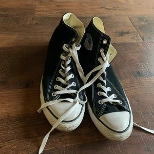 Black high top converse